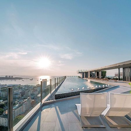 The Base Central Pattaya By Pattaya Holiday Bagian luar foto