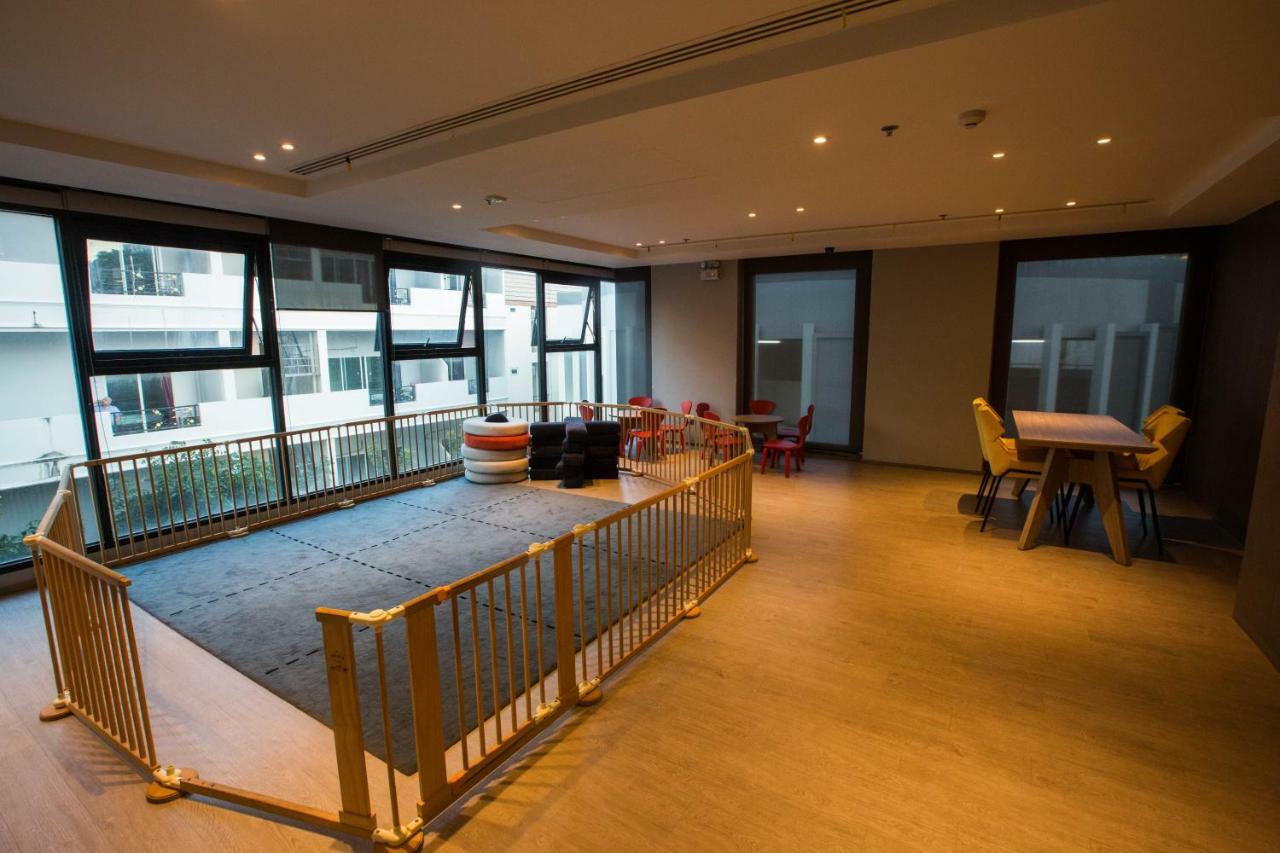 The Base Central Pattaya By Pattaya Holiday Bagian luar foto