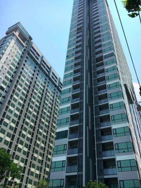 The Base Central Pattaya By Pattaya Holiday Bagian luar foto