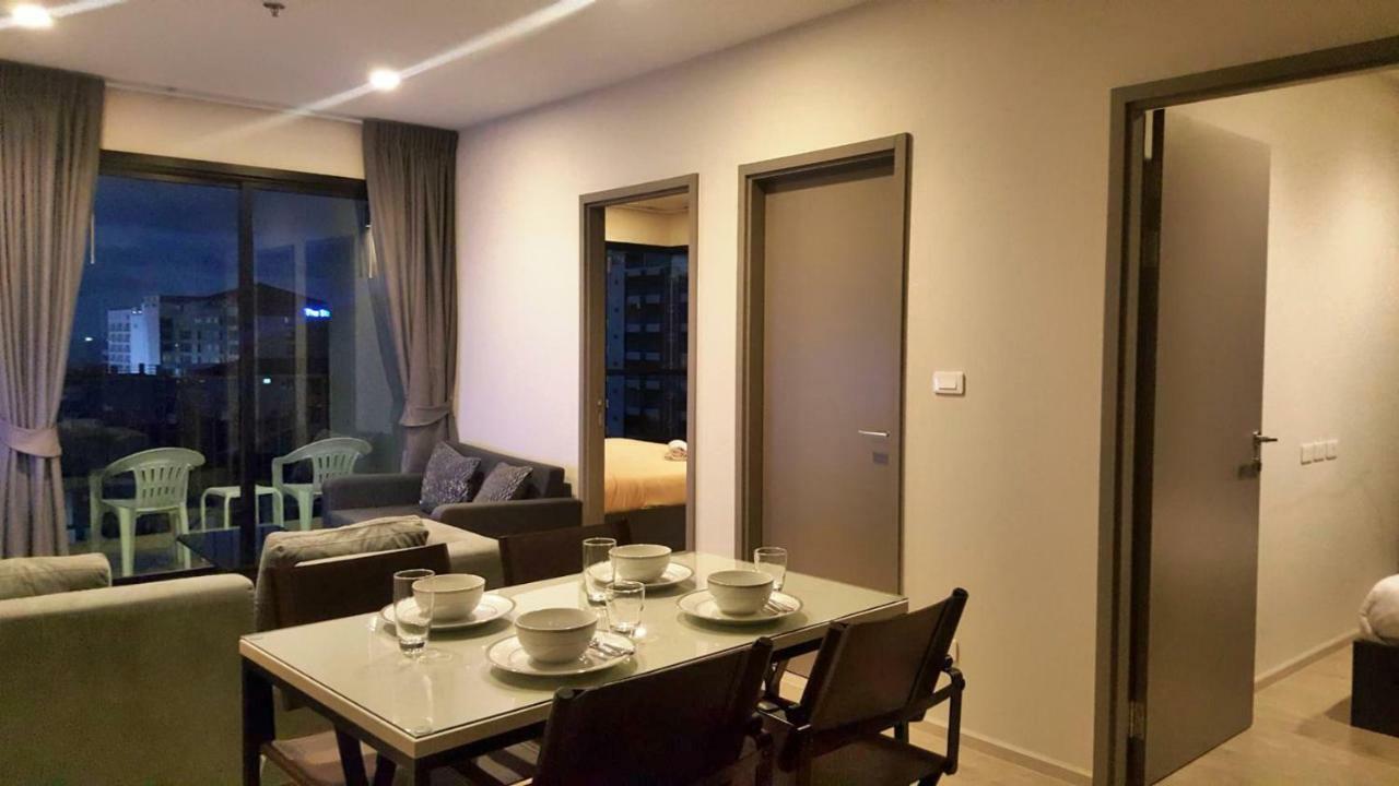 The Base Central Pattaya By Pattaya Holiday Bagian luar foto