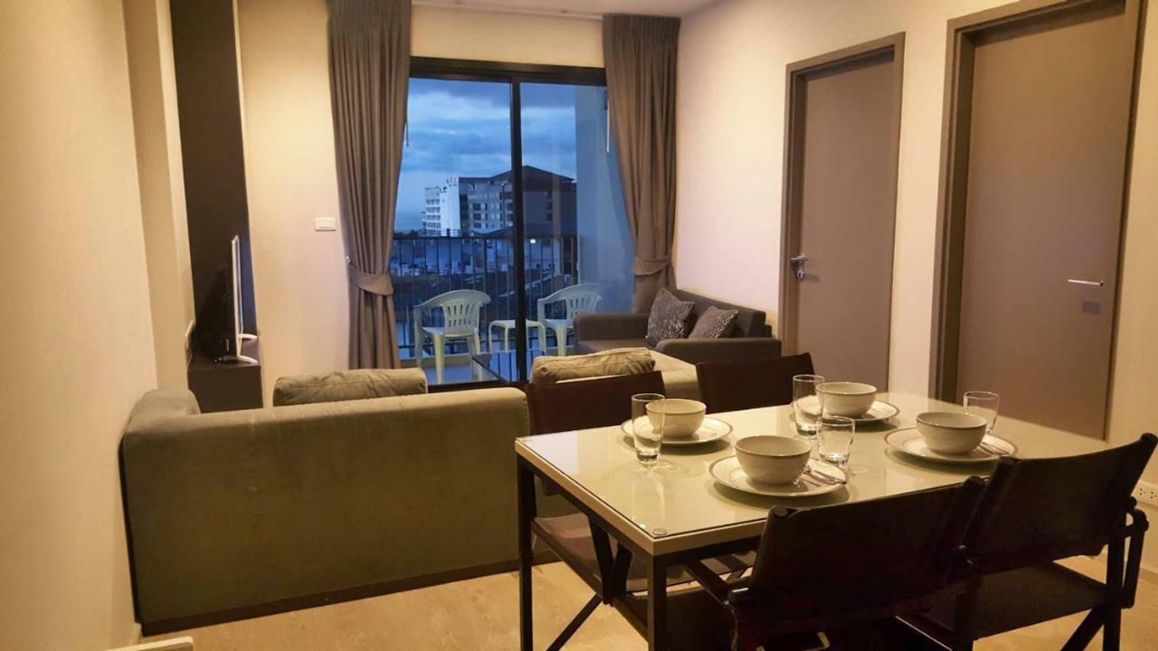 The Base Central Pattaya By Pattaya Holiday Bagian luar foto