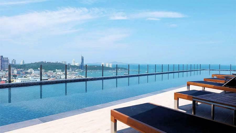 The Base Central Pattaya By Pattaya Holiday Bagian luar foto