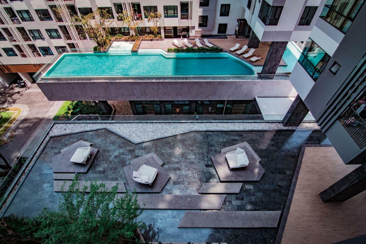 The Base Central Pattaya By Pattaya Holiday Bagian luar foto