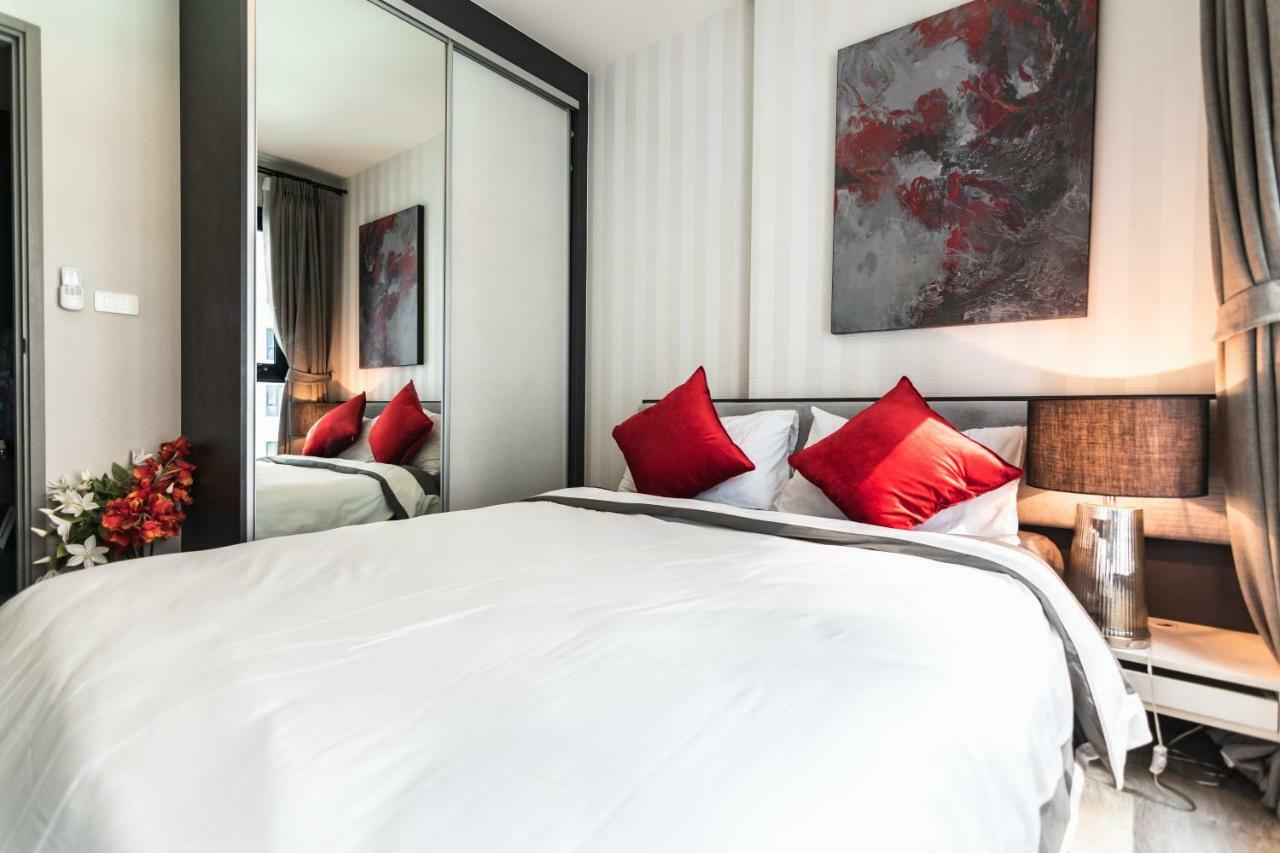 The Base Central Pattaya By Pattaya Holiday Bagian luar foto