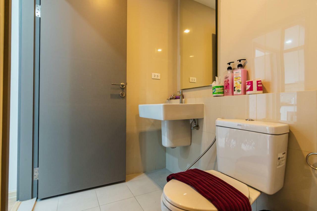 The Base Central Pattaya By Pattaya Holiday Bagian luar foto